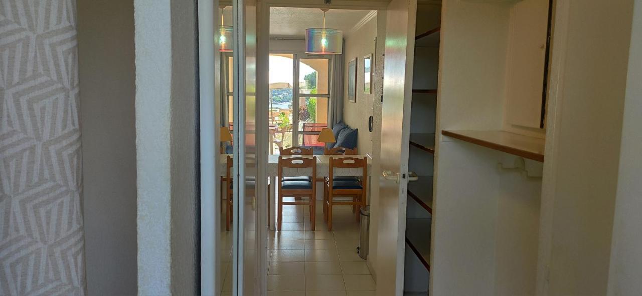 Agay Cap Esterel, Le Village Belvedere T2 Climatise Rez-De-Jardin, Vue Mer, Piscine Et Parking Inclus Saint-Raphaël Exterior foto